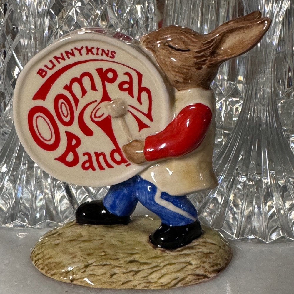 ROYAL DOULTON Drummer bunnykins from the oompah band